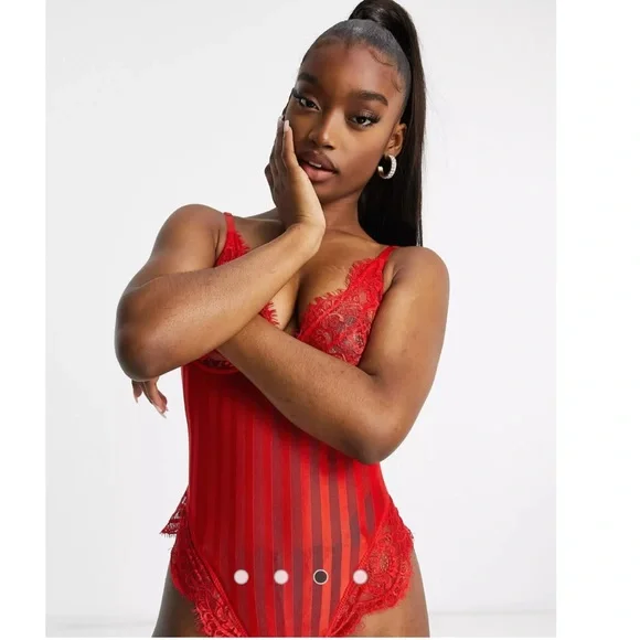 Red V neck Lace Sexy Bodysuit - Picture 4 of 14